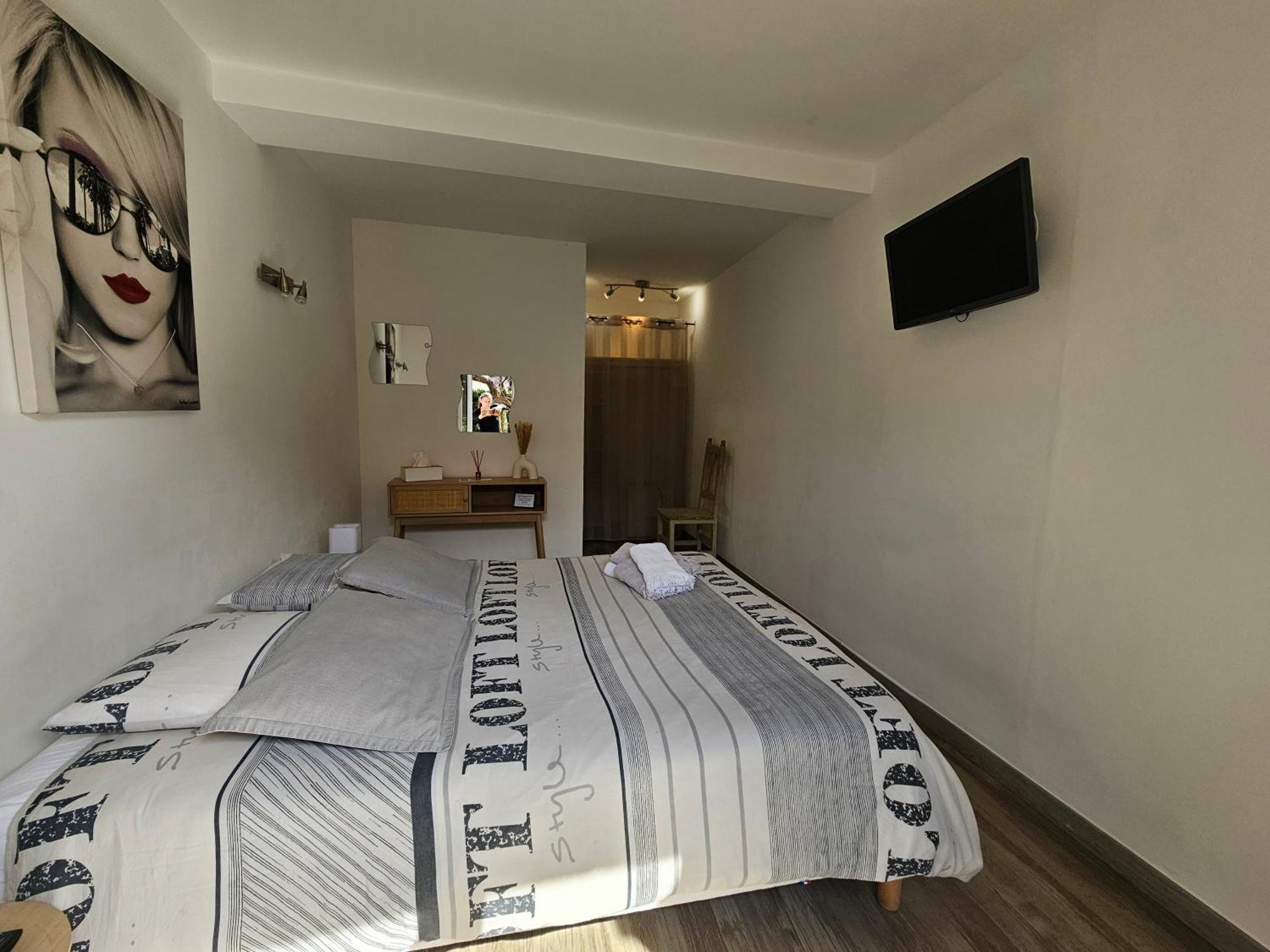 Chez Louis Hotel Les Issambres Eksteriør billede